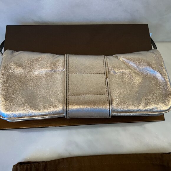 Gucci Gold Clutch - Picture 9 of 17